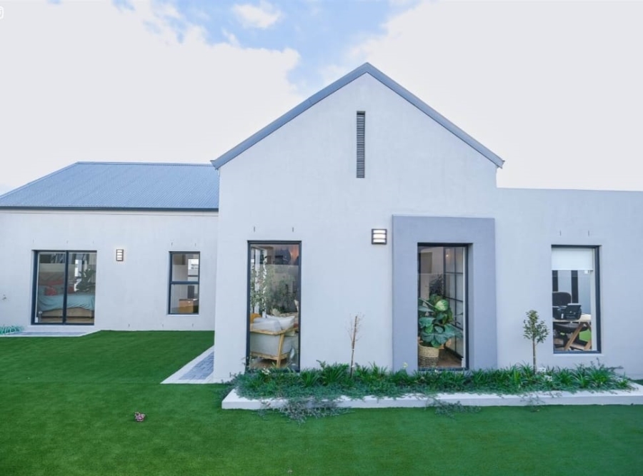 To Let 3 Bedroom Property for Rent in Aan de Wijnlanden Western Cape